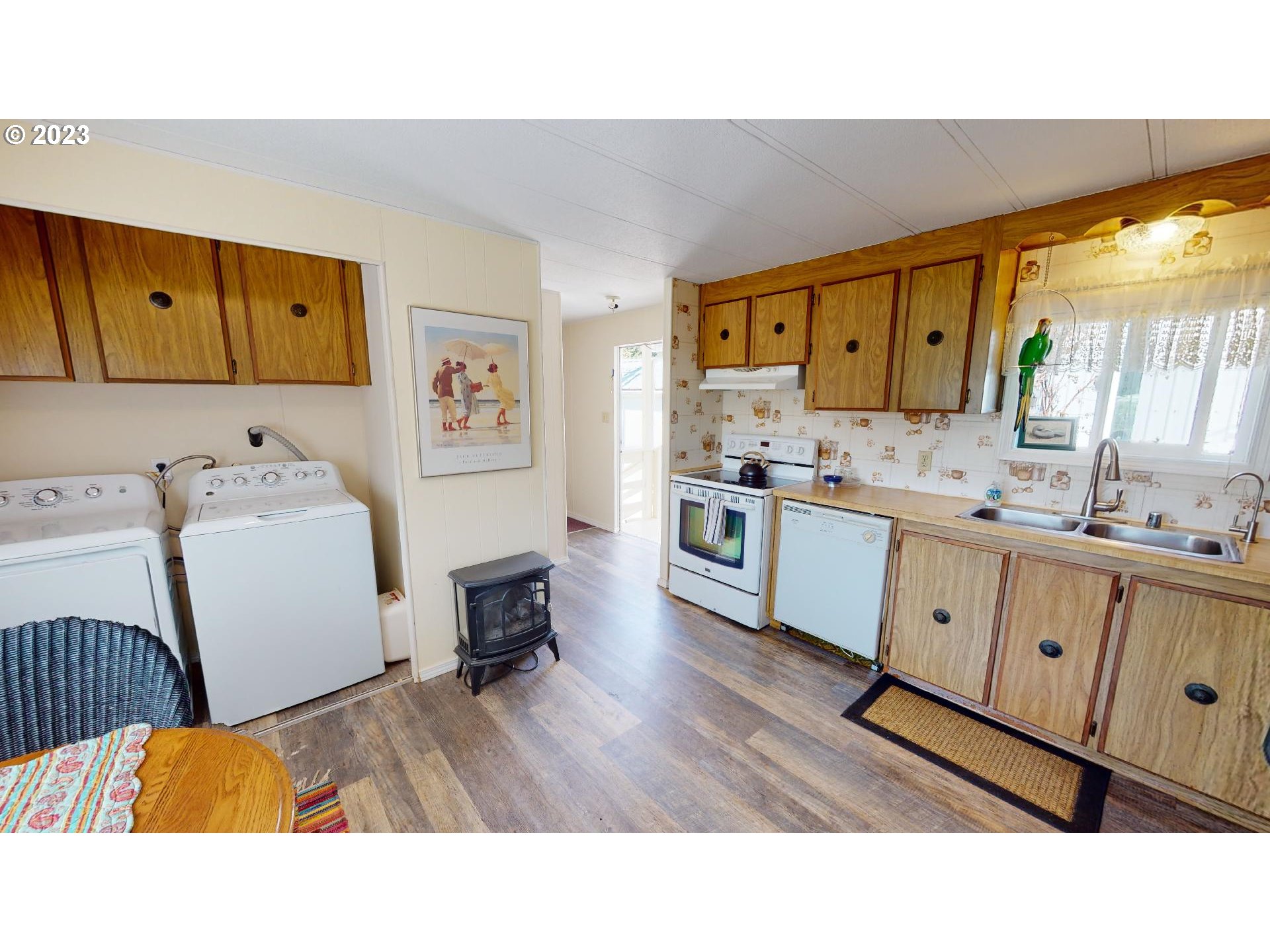 95623 Jerry's Flat Road, Unit 16 Gold Beach, OR 97444 - Photo 12 of 26 Kitchen