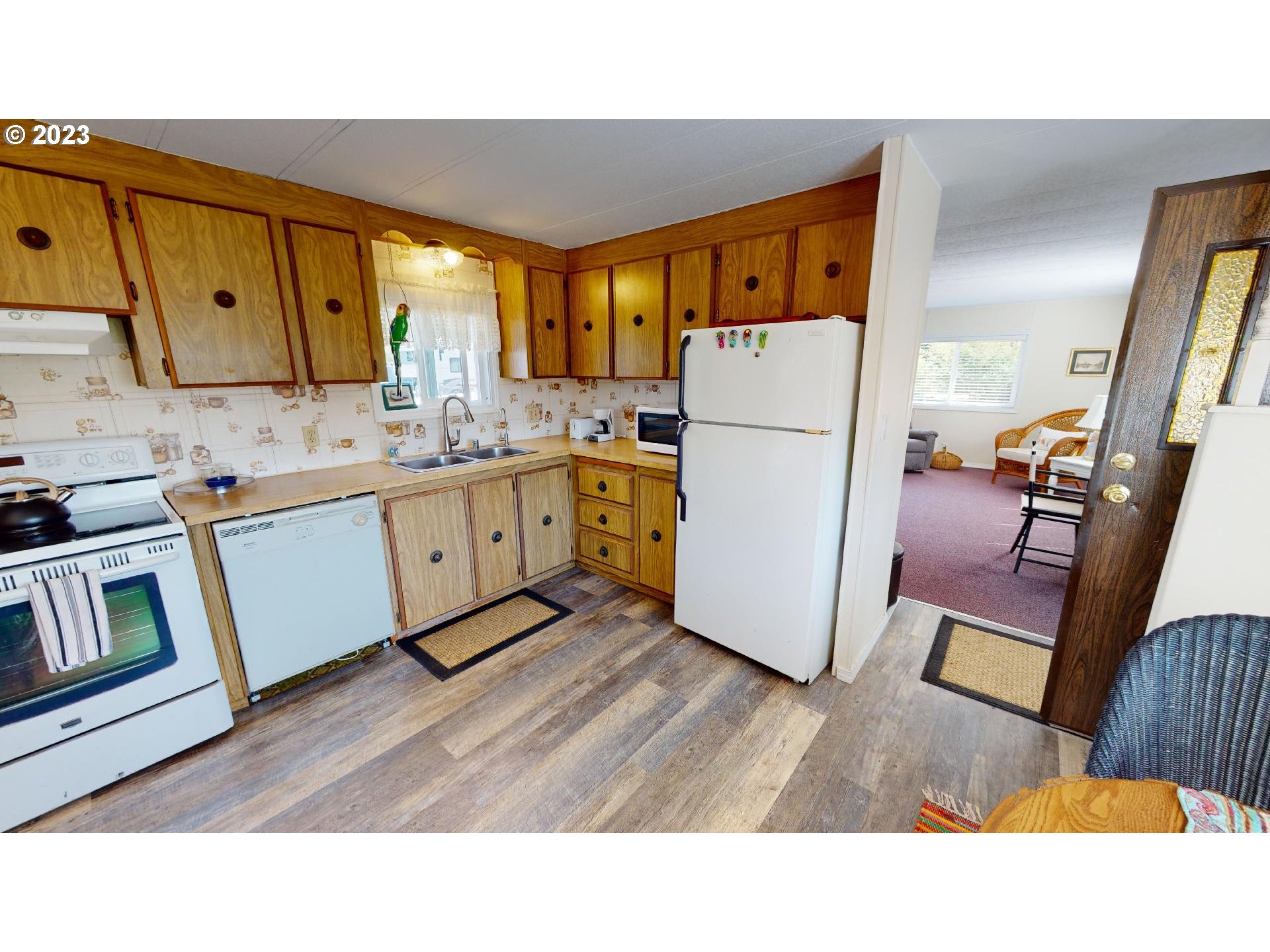 95623 Jerry's Flat Road, Unit 16 Gold Beach, OR 97444 - Photo 14 of 26 Kitchen