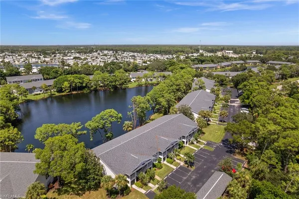 $269,000 | 1140 Sarah Jean Circle, Unit C206, Naples, FL 34110