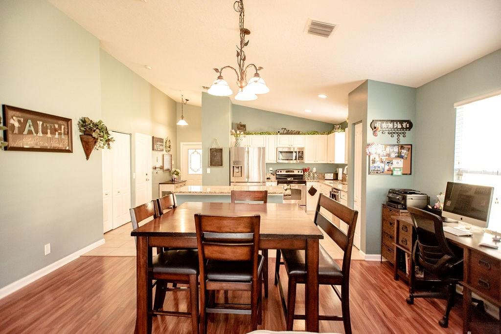 2672 Southwest Regency Road Stuart, FL 34997 - Photo 13 of 38 Gallery Image 13