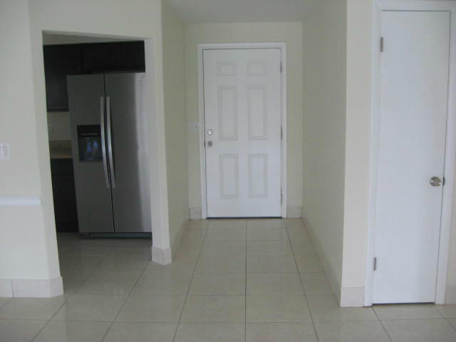 1100 Southwest 7th Street Boca Raton, FL 33486 - Photo 4 of 13 1101SW7thStFinal 013