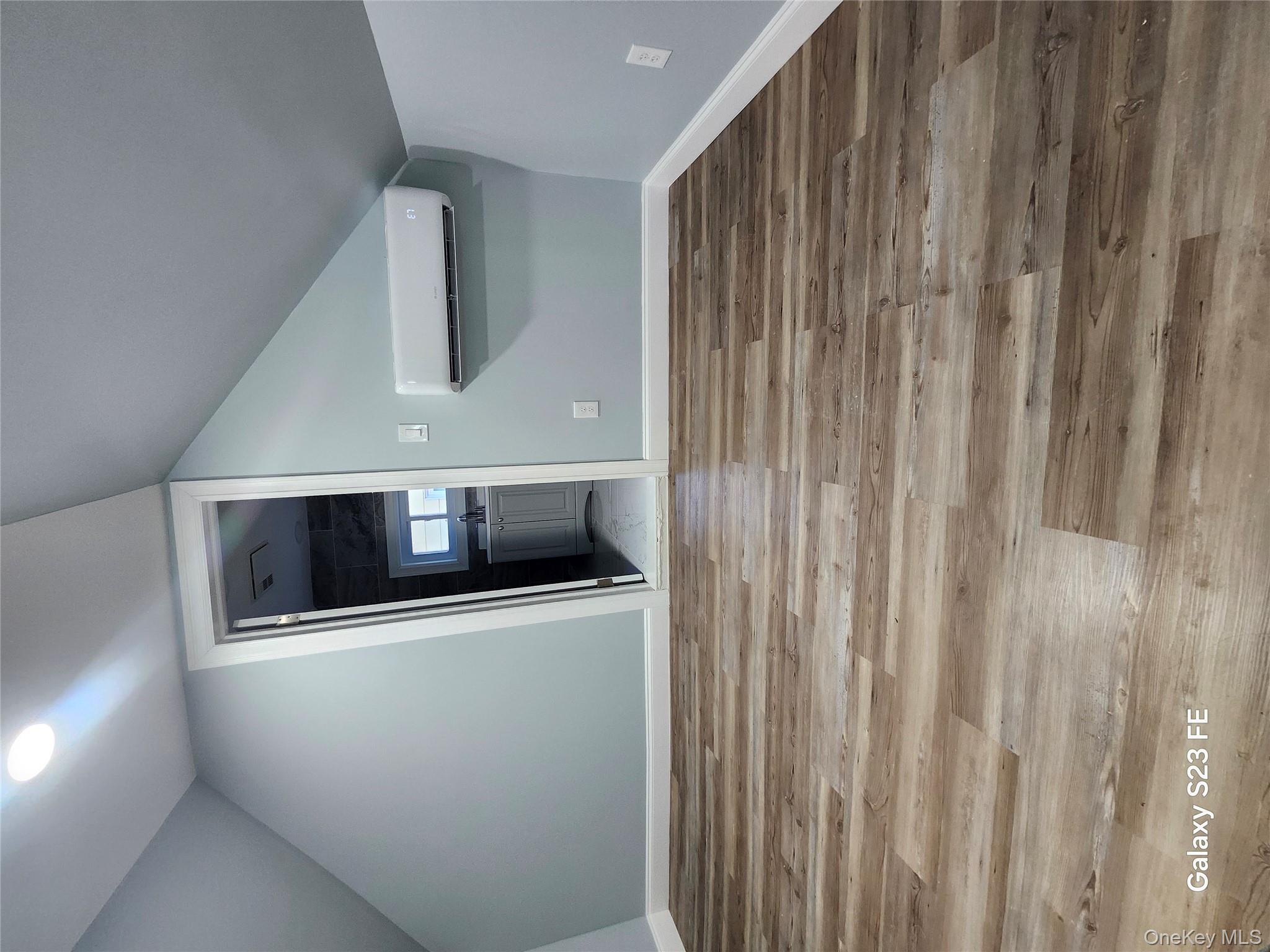 191-33 114th Road Queens, NY 11412 - Photo 5 of 11