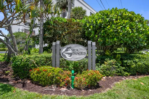 $875,000 | 1045 Ocean Drive, Unit 503, Juno Beach, FL 33408