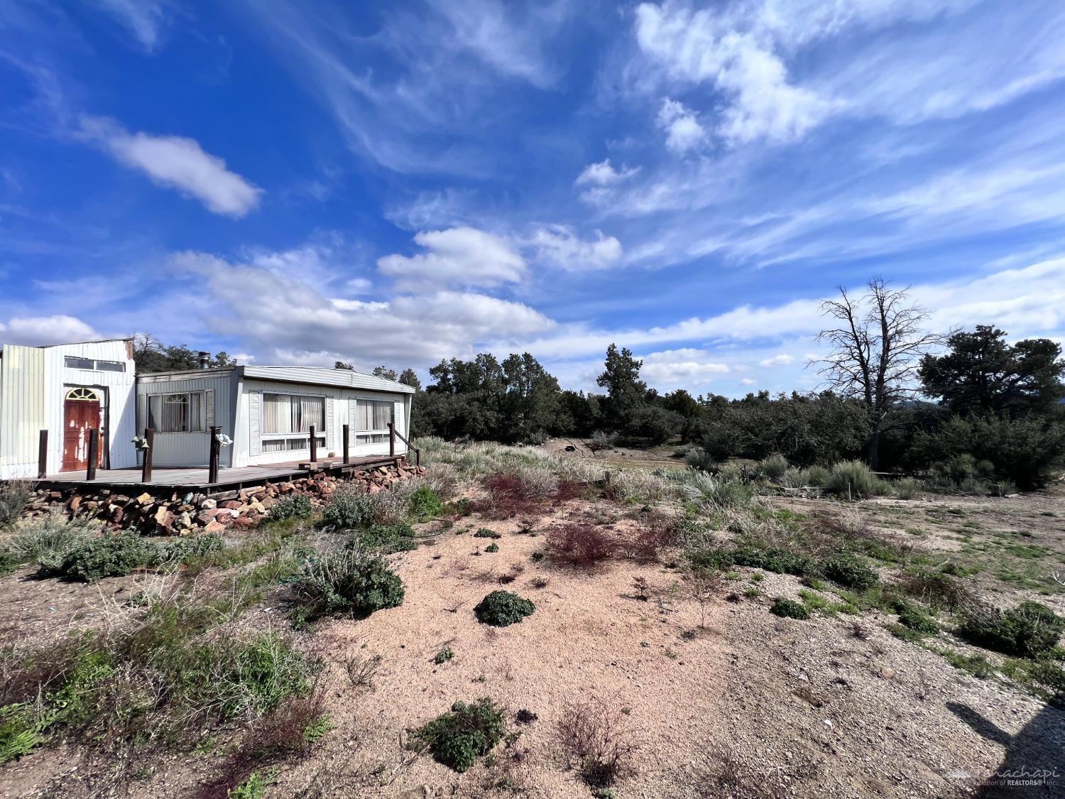 25605 Sand Canyon Road Tehachapi, CA 93561 - Photo 9 of 16 Gallery Image 9