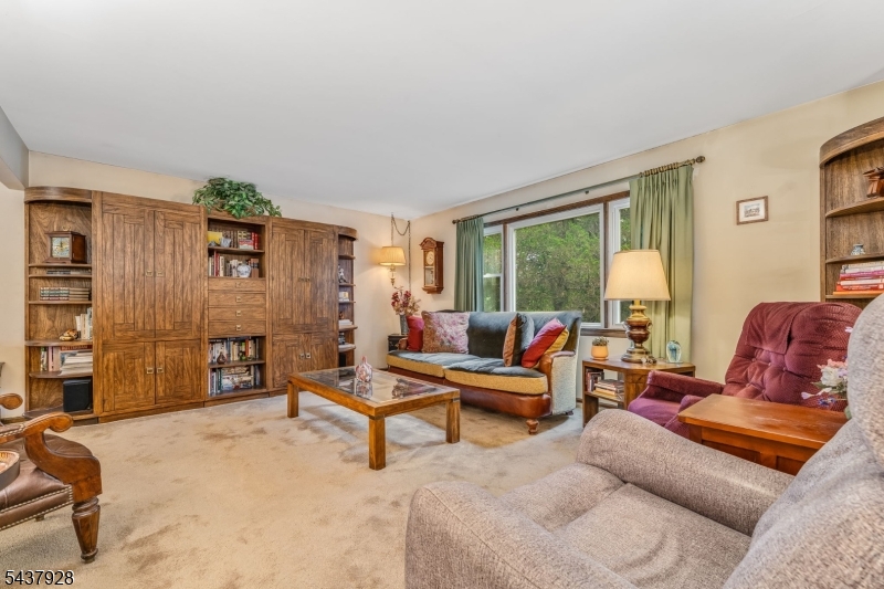 5 Hibbler Road Lebanon, NJ 08833 - Photo 12 of 16
