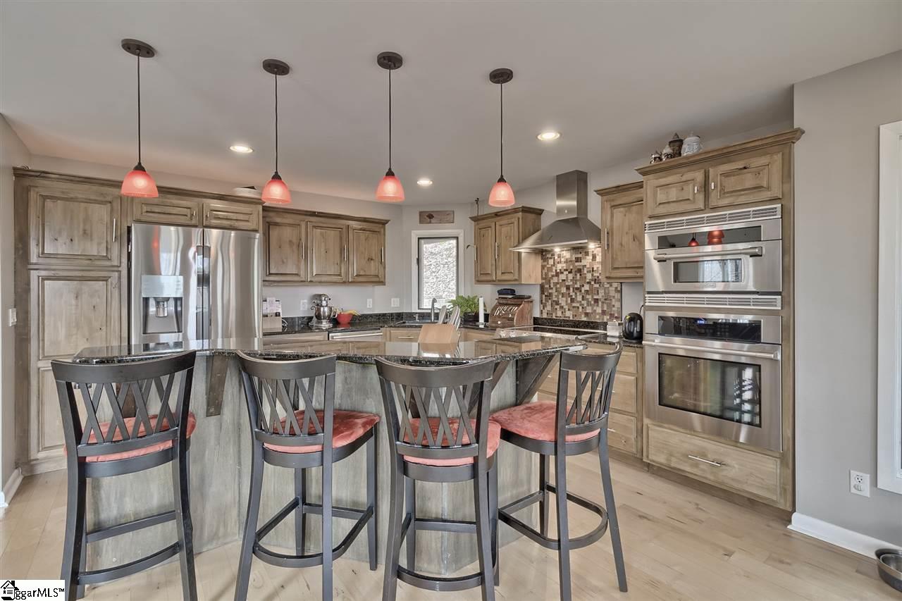 350 Ossie Hayes Road Pickens, SC 29671 - Photo 8 of 36 Gallery Image 8