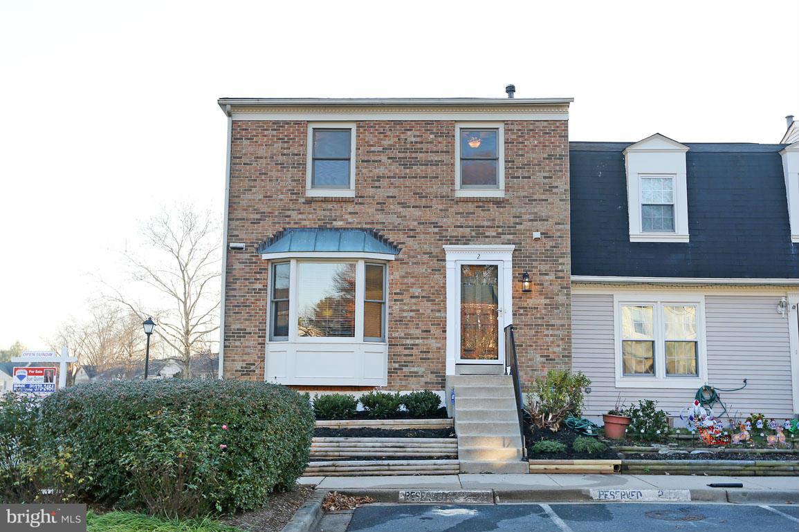2 Pontiac Way Gaithersburg, MD 20878 - Photo 1 of 28 Exterior (Front)