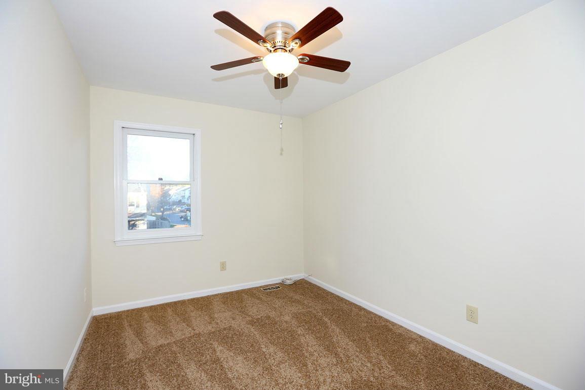 2 Pontiac Way Gaithersburg, MD 20878 - Photo 18 of 28 Bedroom
