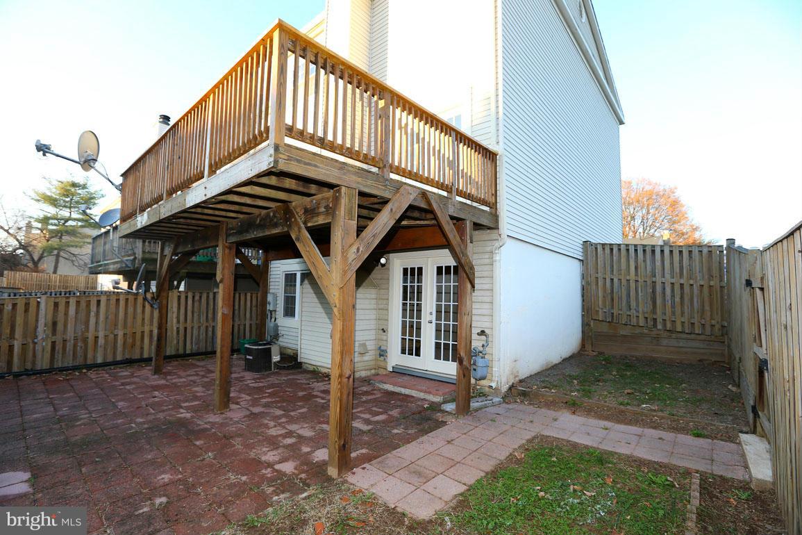 2 Pontiac Way Gaithersburg, MD 20878 - Photo 28 of 28 Exterior (Rear)