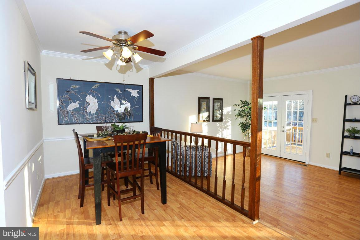 2 Pontiac Way Gaithersburg, MD 20878 - Photo 9 of 28 Dining Room