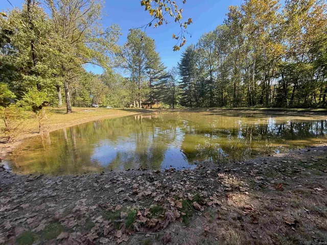 $415,000 | 6643 East 450th Street North, Francisco, IN 47649