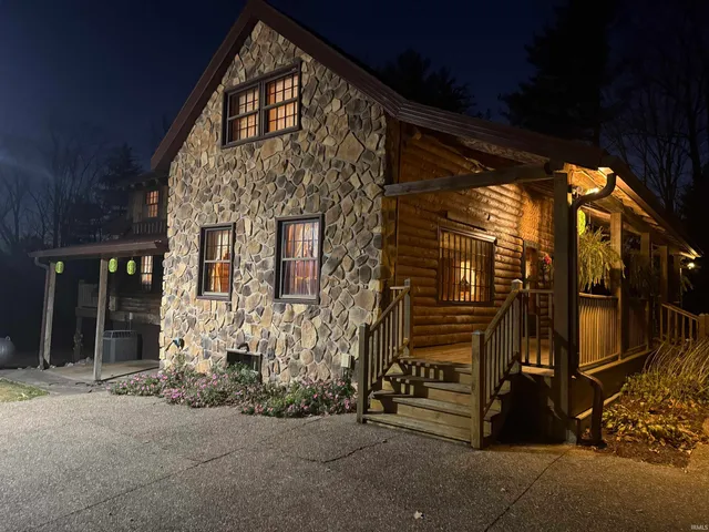 $415,000 | 6643 East 450th Street North, Francisco, IN 47649