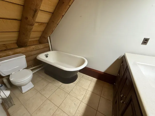 $415,000 | 6643 East 450th Street North, Francisco, IN 47649