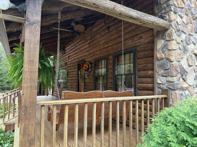 $415,000 | 6643 East 450th Street North, Francisco, IN 47649