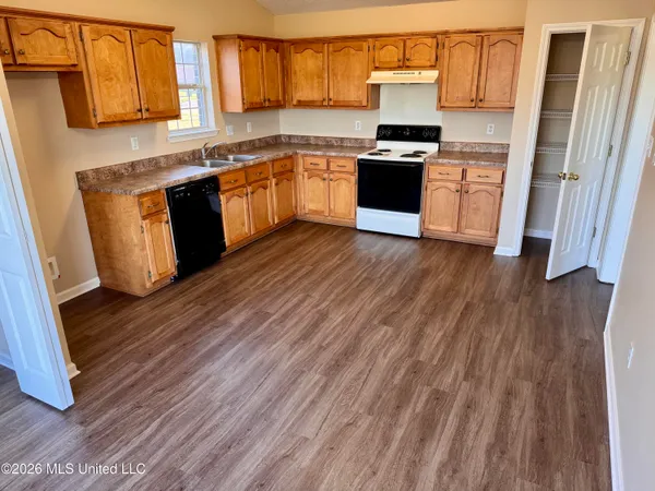 $1,695 | 1664 Madison Cove East, Southaven, MS 38671