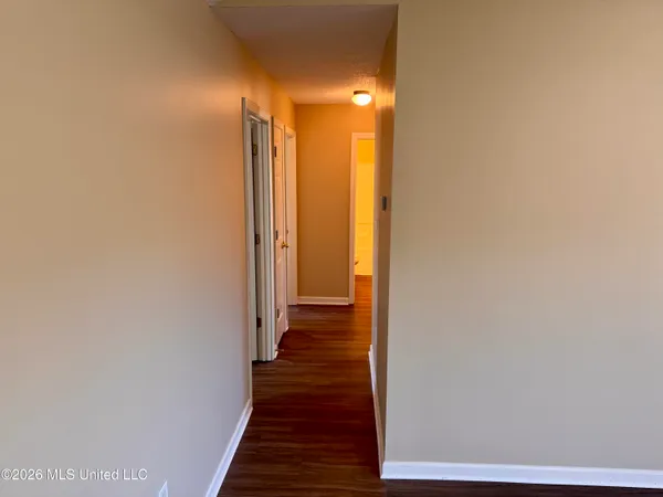 $1,695 | 1664 Madison Cove East, Southaven, MS 38671