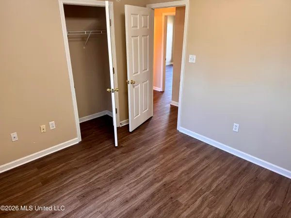 $1,695 | 1664 Madison Cove East, Southaven, MS 38671