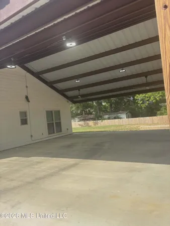 $229,000 | 1082 East Railroad Avenue, Wesson, MS 39191