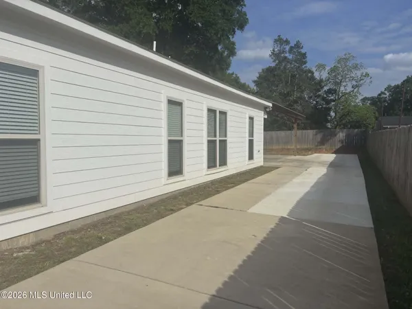 $229,000 | 1082 East Railroad Avenue, Wesson, MS 39191