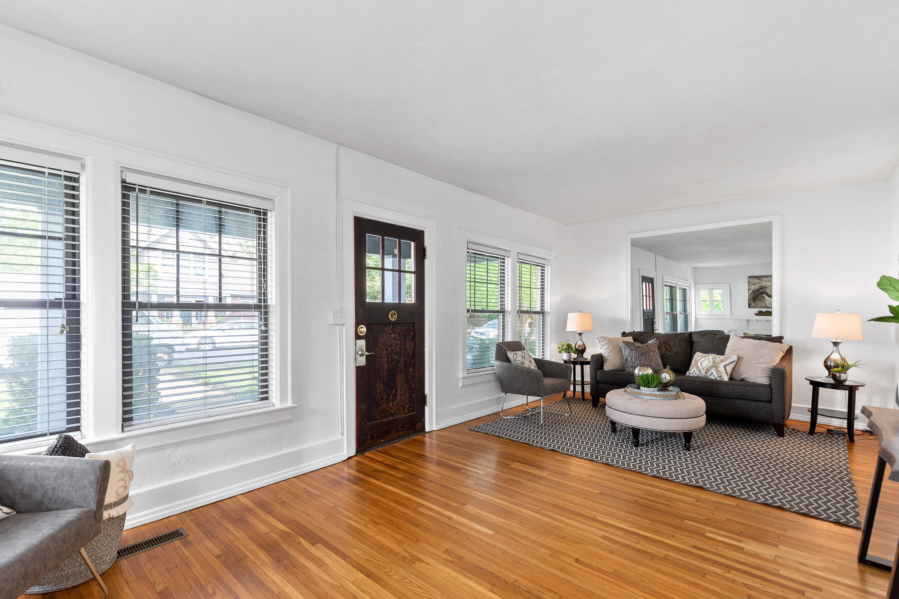 208 Brelsford Road Chattanooga, TN 37405 - Photo 11 of 57 Brelsford (10 of 56)