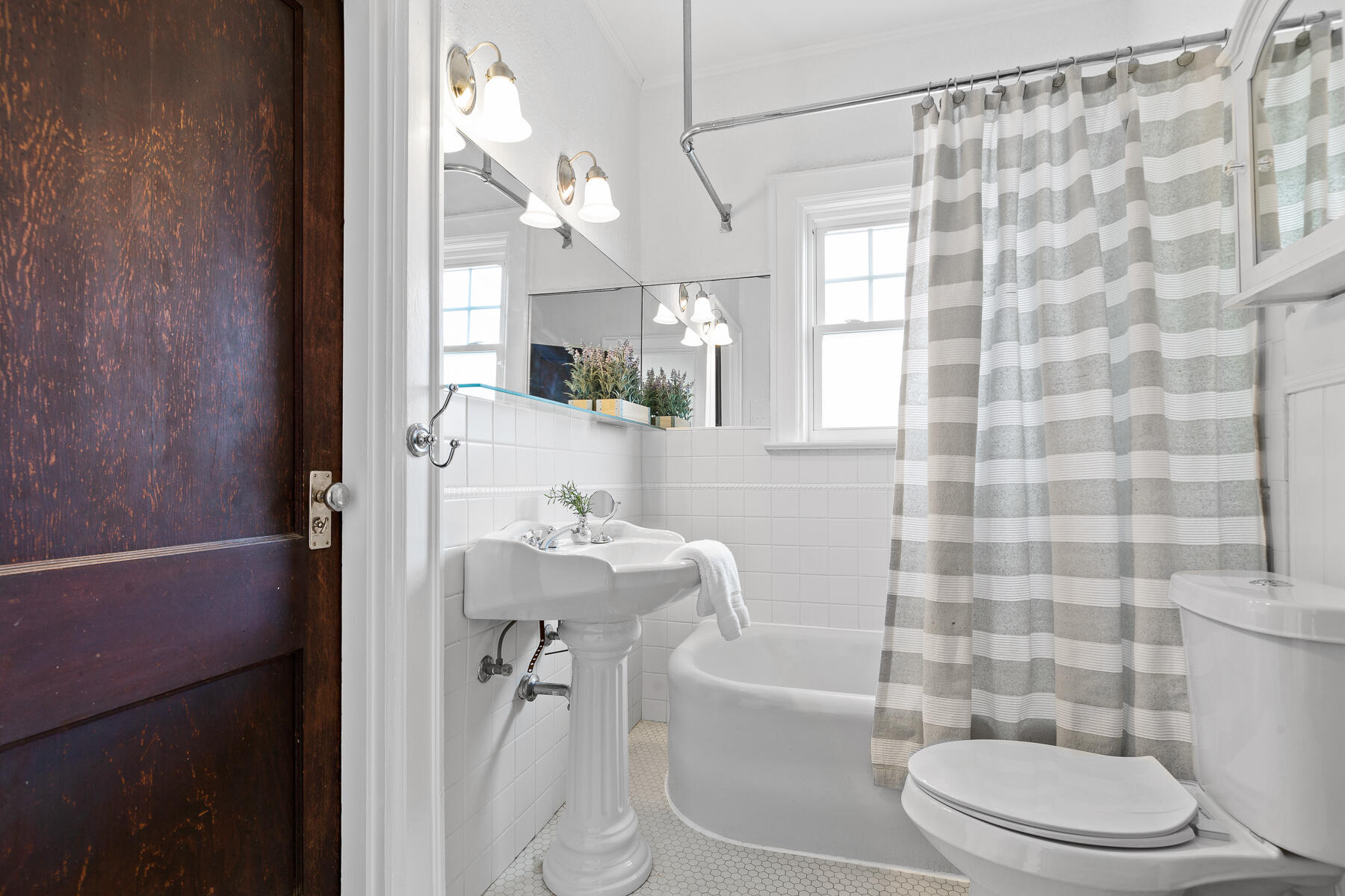 208 Brelsford Road Chattanooga, TN 37405 - Photo 27 of 57 Brelsford (6 of 56)