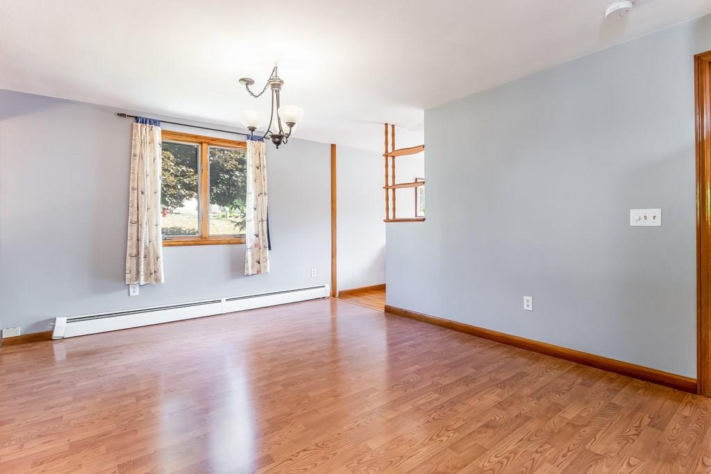 9 Deerfield Road Shrewsbury, MA 01545 - Photo 13 of 41 Gallery Image 13
