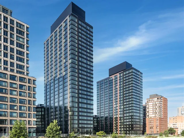 $5,622 | 595 Dean Street, Unit 2530 | Prospect Heights