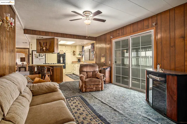 $129,500 | 215 Maui Drive, Unit 215, Pittsburg, CA 94565