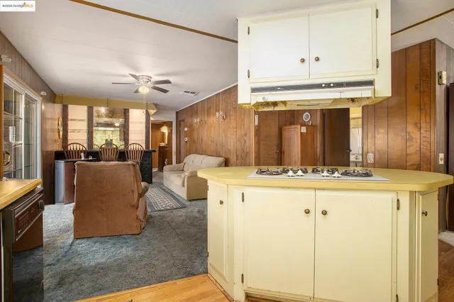 $129,500 | 215 Maui Drive, Unit 215, Pittsburg, CA 94565