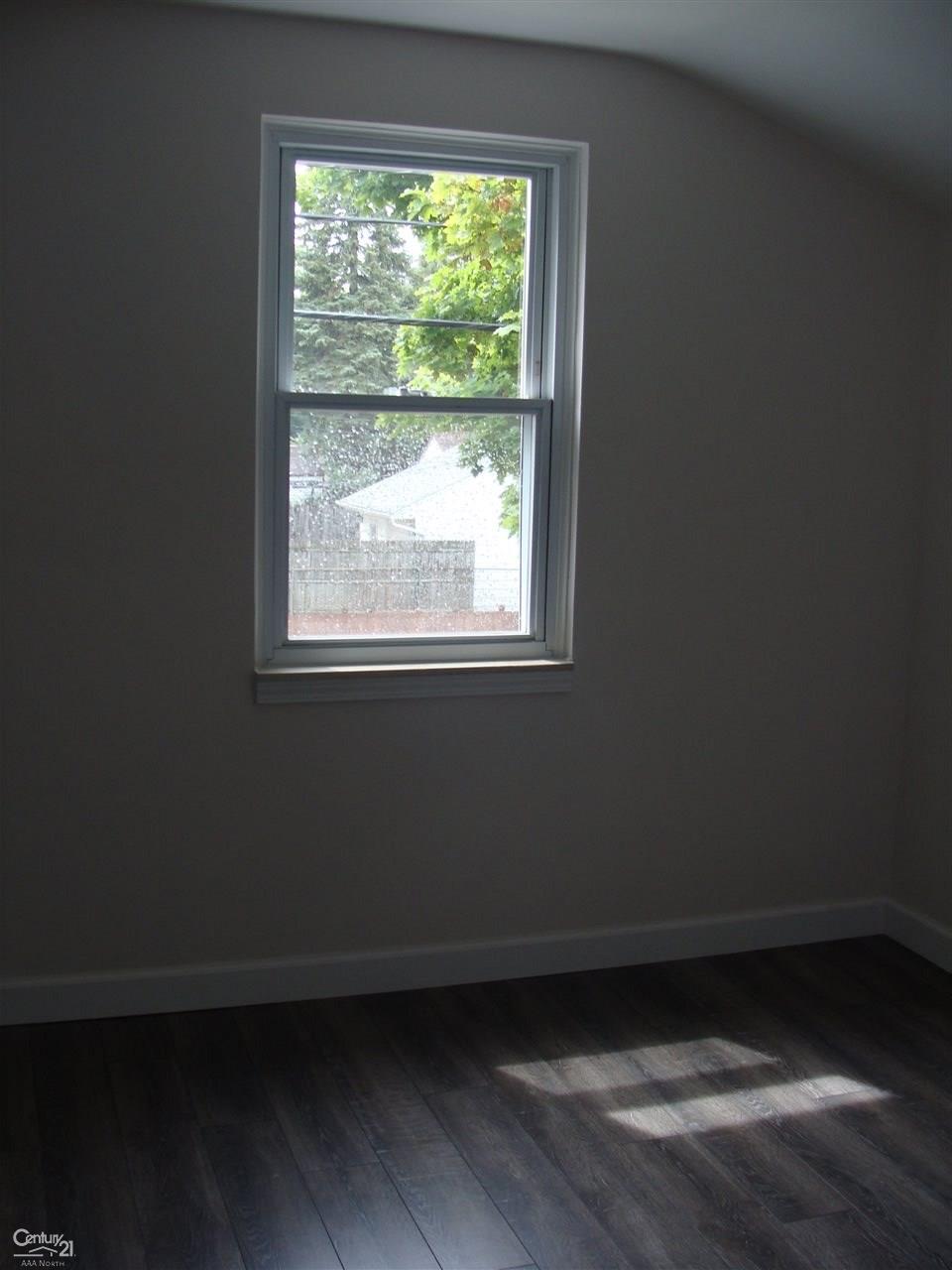 8503 Harding Center Line, MI 48015 - Photo 14 of 18 Gallery Image 14