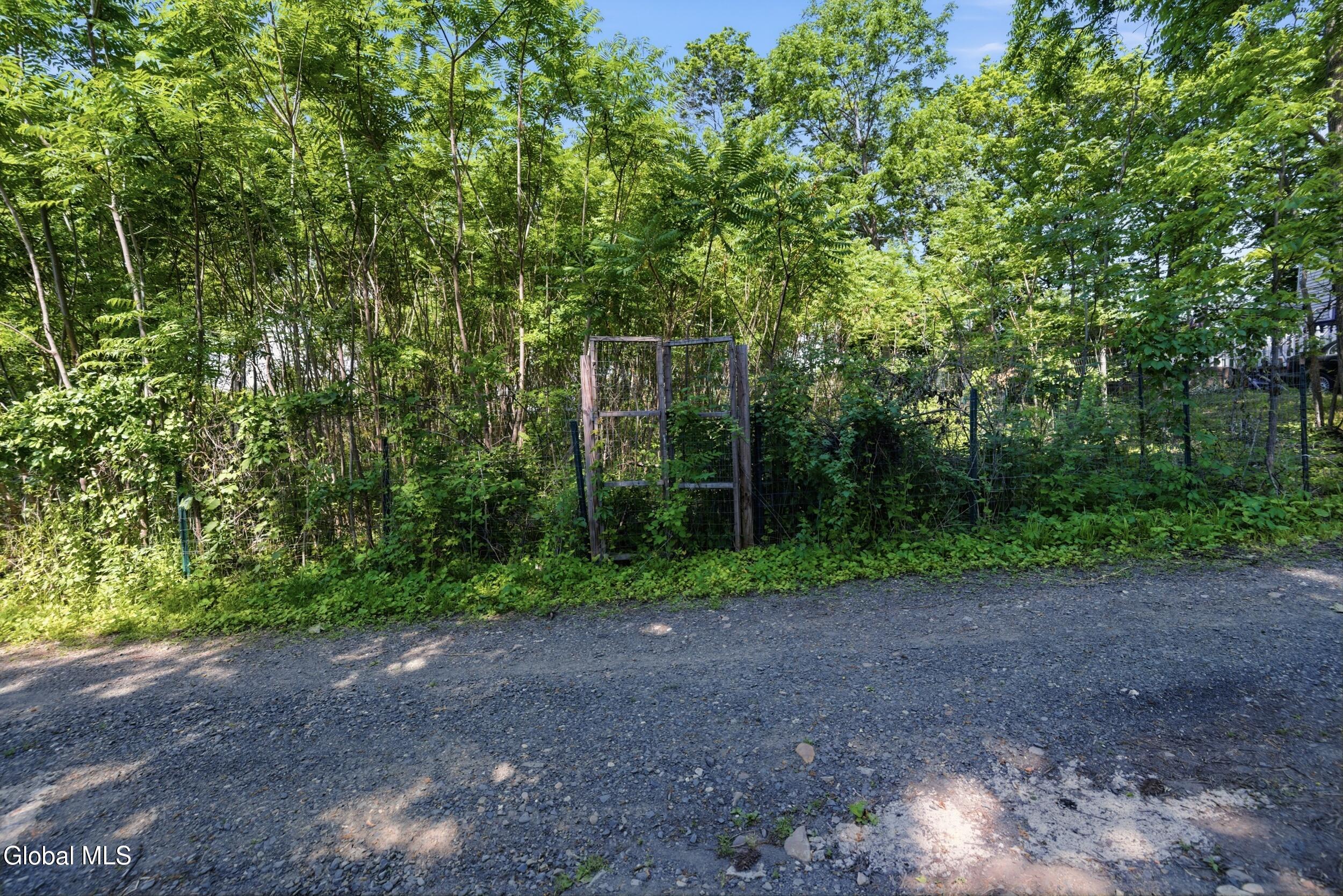 598 Hoosick Road Brunswick, NY 12180 - Photo 6 of 17 dsc01638