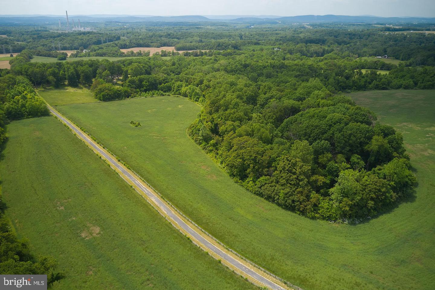 21050 Big Woods Road Dickerson, MD 20842 - Photo 5 of 62 Gallery Image 5