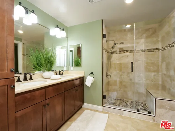 $952,000 | 28220 Highridge Road, Unit 208, Rancho Palos Verdes, CA 90275