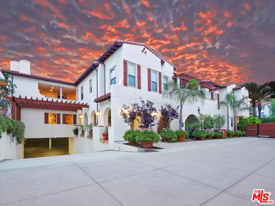 28220 Highridge Road, Unit 208 Rancho Palos Verdes, CA 90275 - Photo 3 of 32