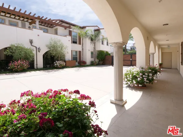 $952,000 | 28220 Highridge Road, Unit 208, Rancho Palos Verdes, CA 90275