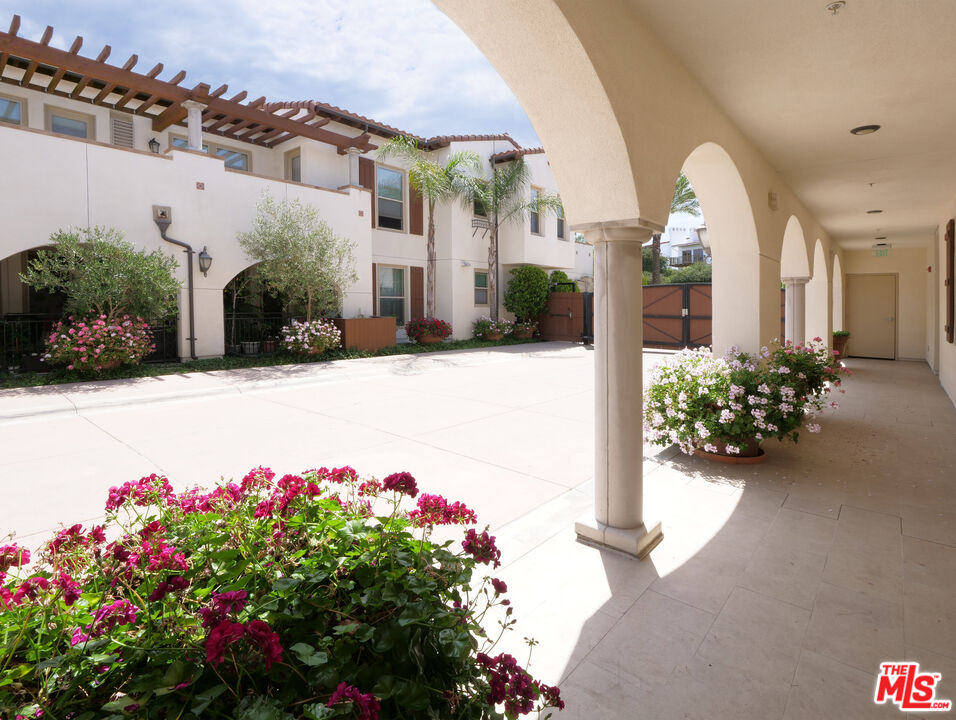 28220 Highridge Road, Unit 208 Rancho Palos Verdes, CA 90275 - Photo 31 of 32