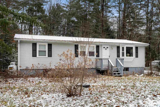 $375,000 | 9 Ellen Brook Road, Hillsborough, NH 03244