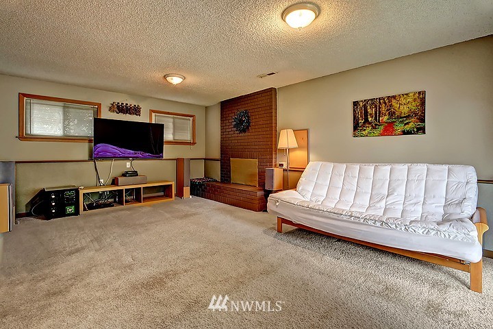 12915 Southeast 160th Street Renton, WA 98058 - Photo 16 of 23 Gallery Image 16
