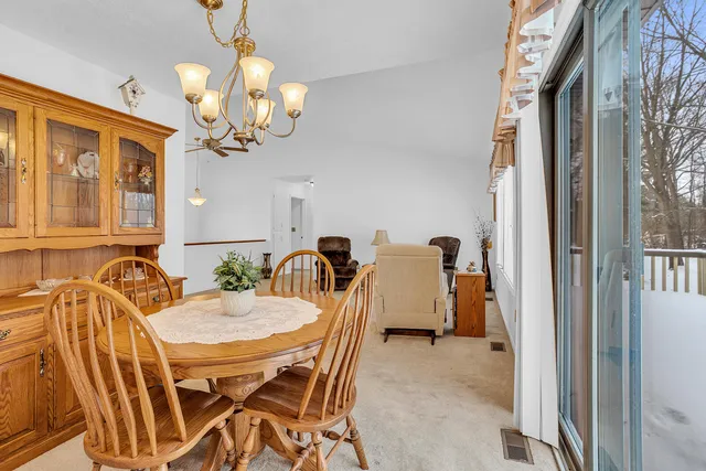 $260,000 | 2815 South Wood Dale Drive, Jackson, MI 49203