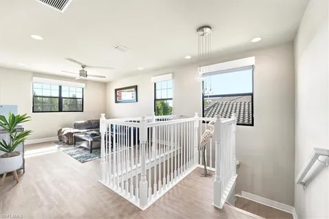 $1,275,000 | 4512 Aurora Street, Naples, FL 34119