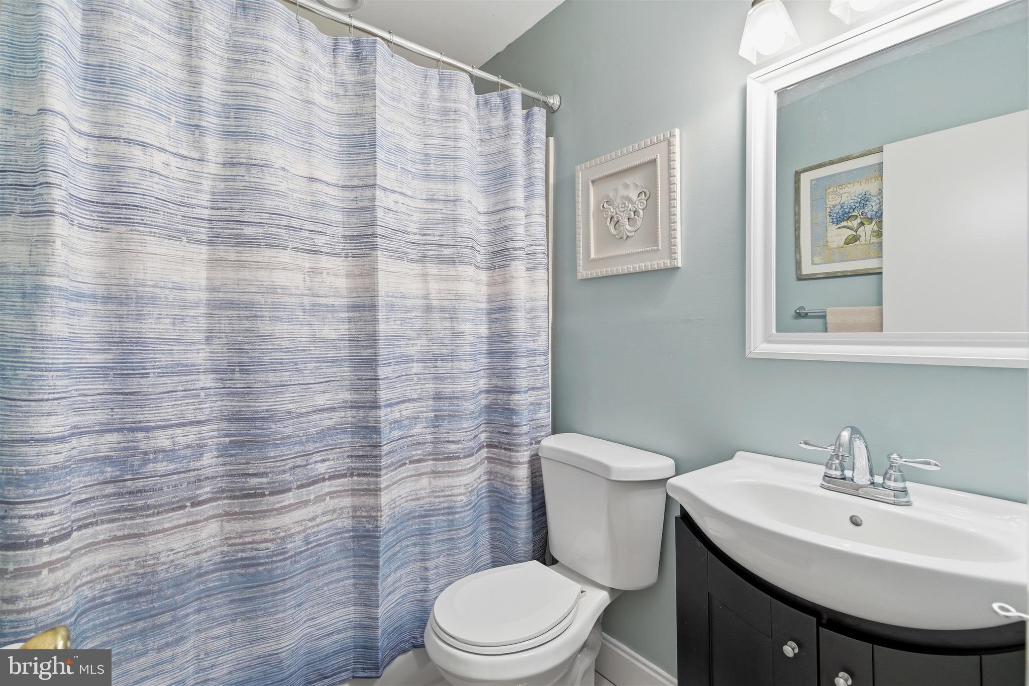 15136 Ina Drive Philadelphia, PA 19116 - Photo 17 of 33