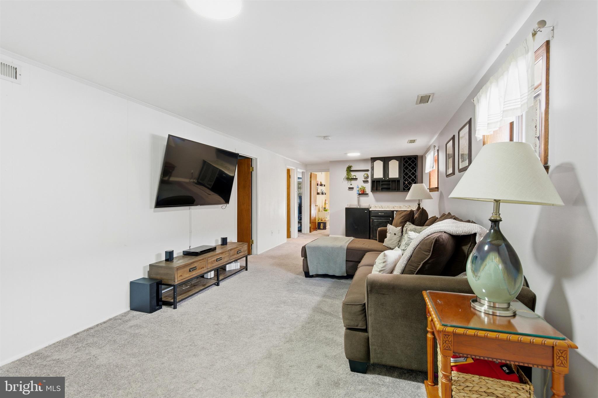 15136 Ina Drive Philadelphia, PA 19116 - Photo 24 of 33