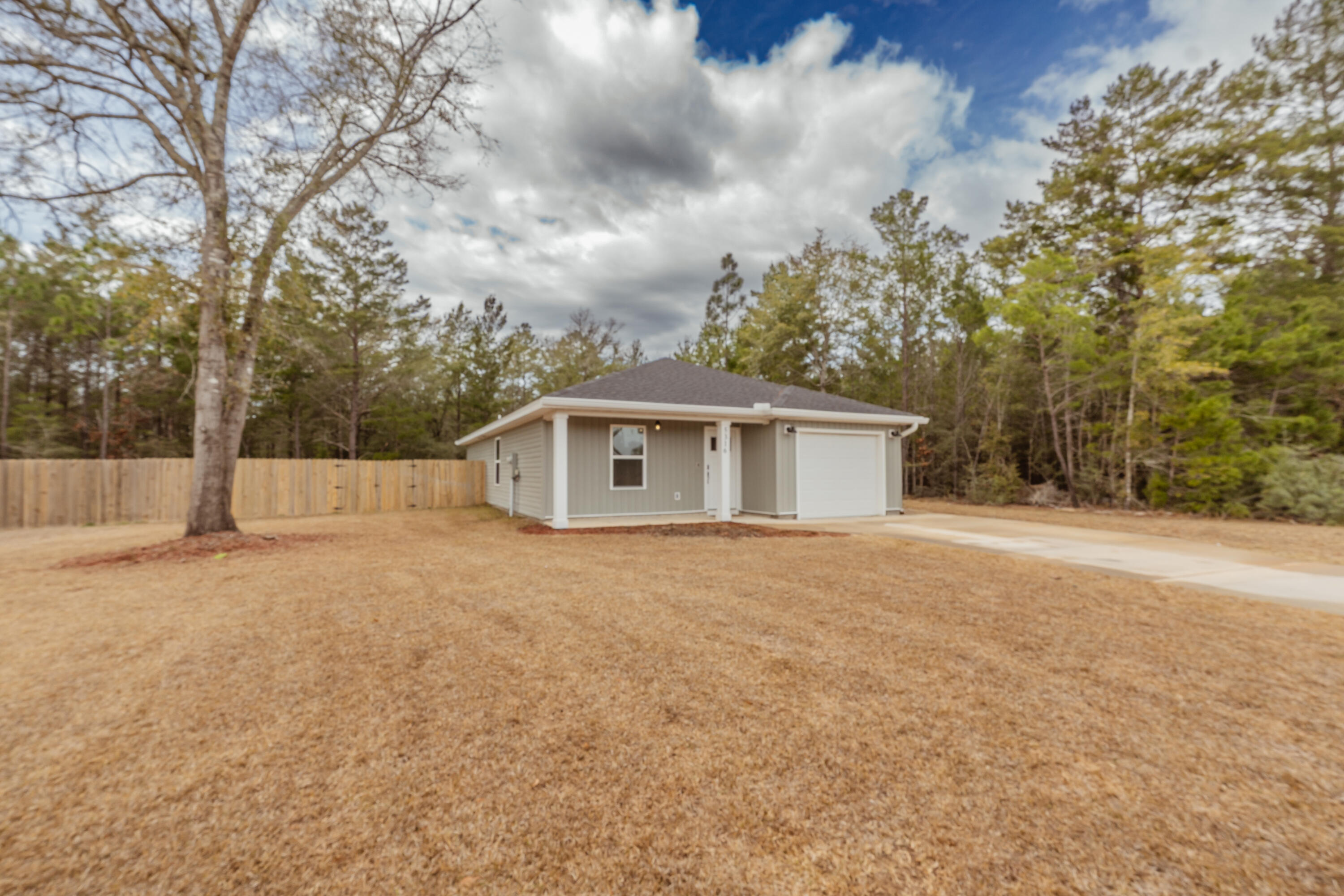 5316 Kervin Road Crestview, FL 32539 - Photo 2 of 19 DSC04650