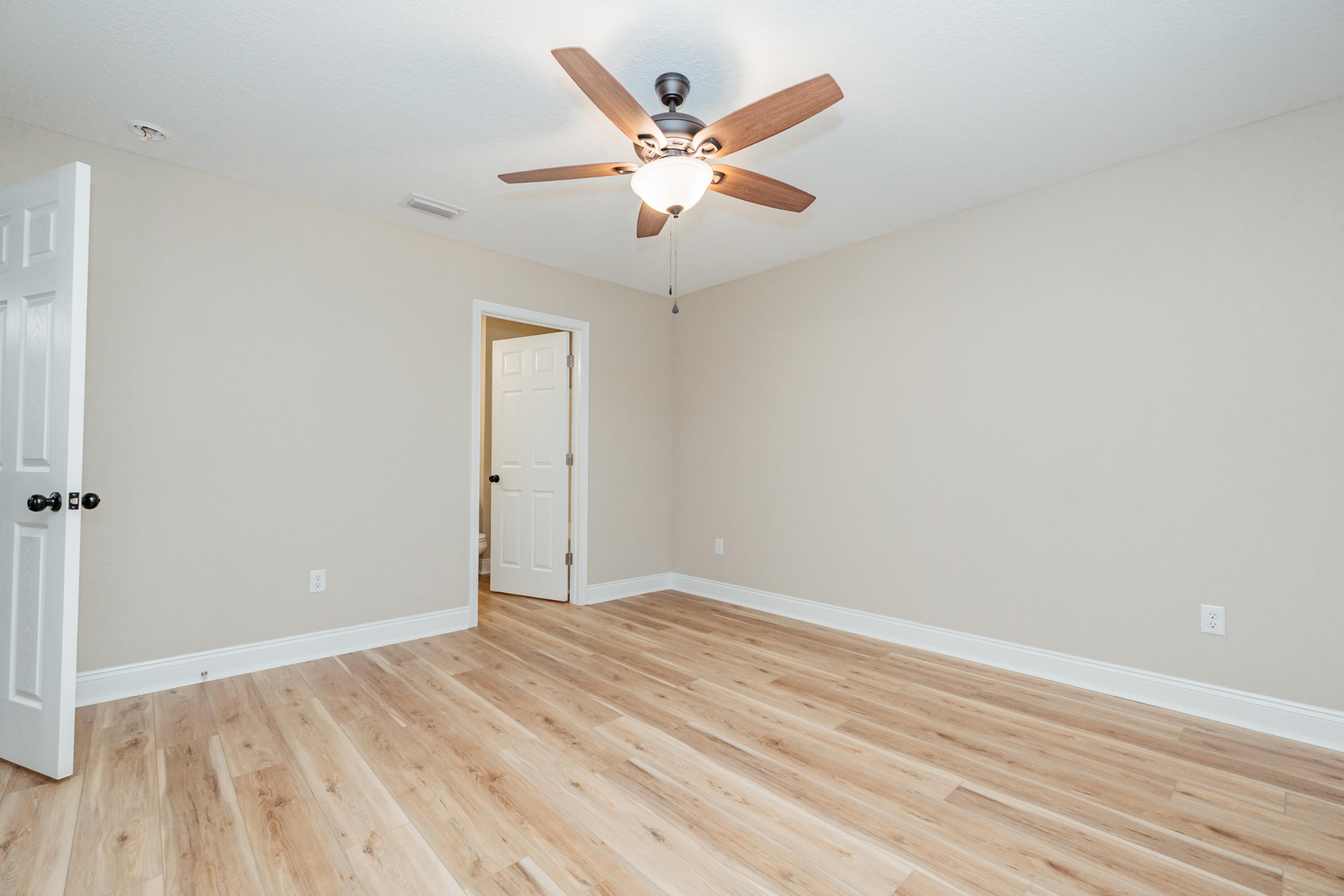 5316 Kervin Road Crestview, FL 32539 - Photo 10 of 19 DSC04595