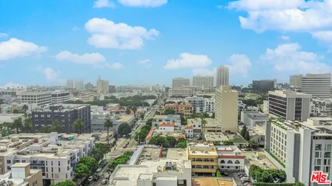 $6,100 | 1264 9th Street, Unit G, Santa Monica, CA 90401