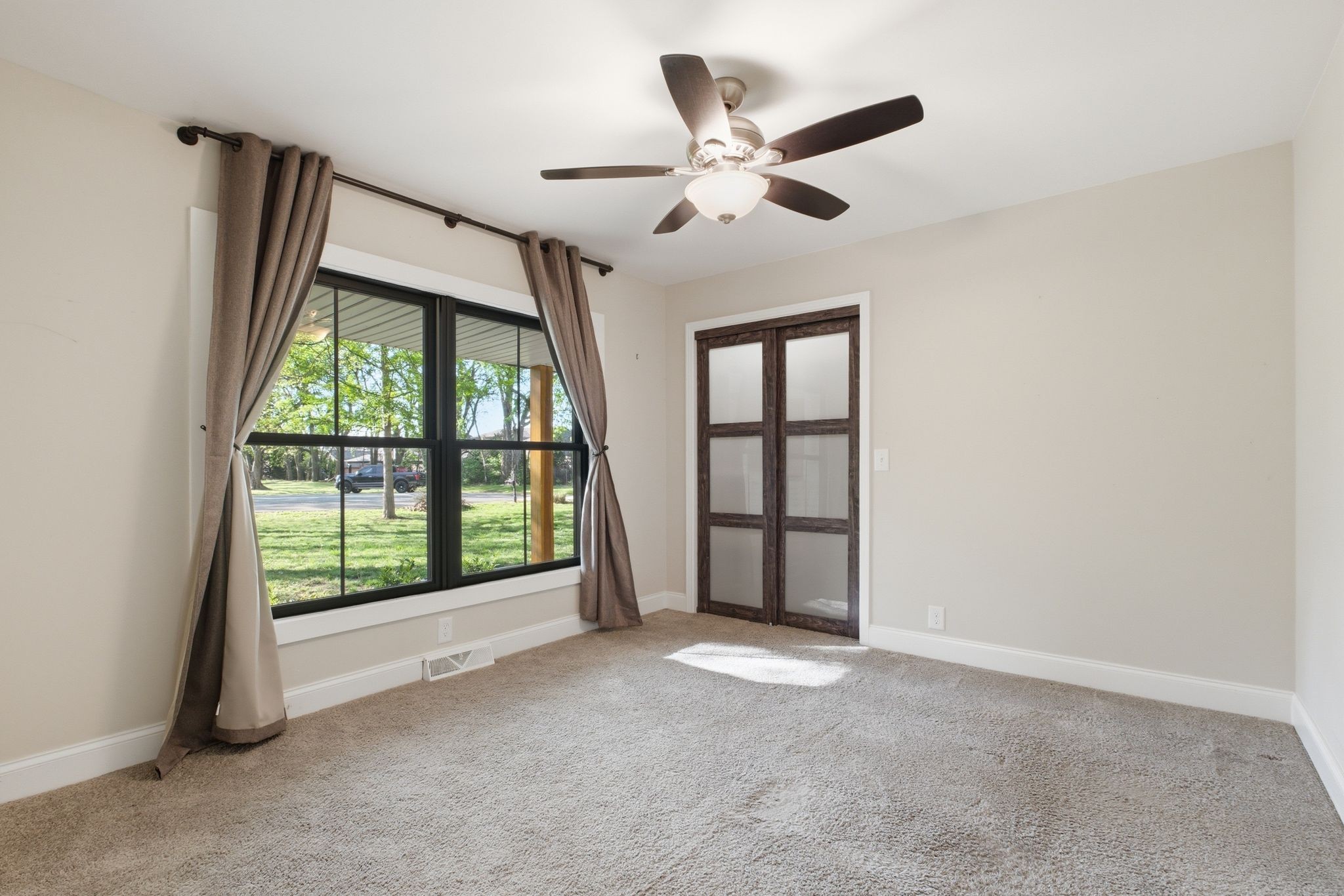 301 Rosebrook Drive Gallatin, TN 37066 - Photo 33 of 49 a view of an empty room with a window