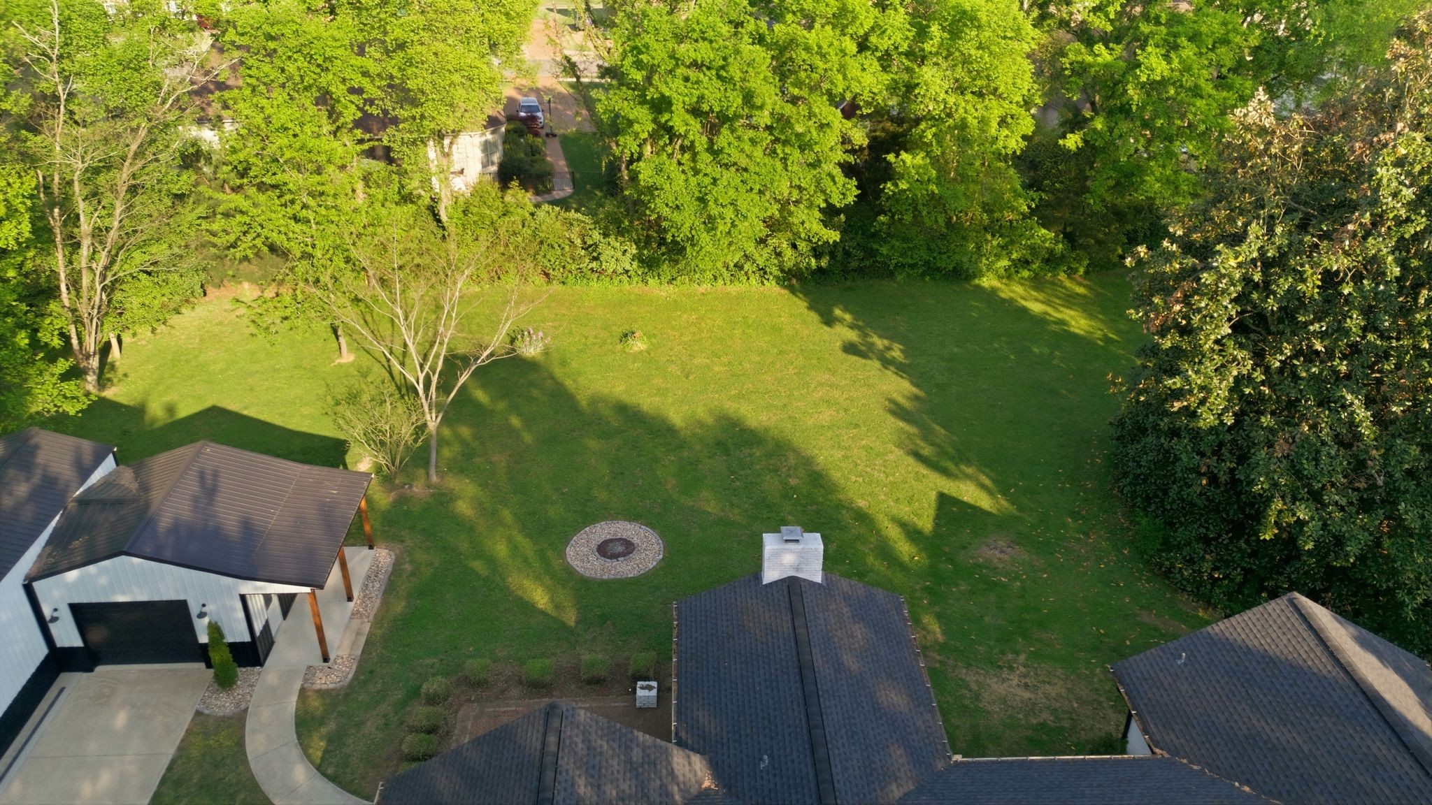 301 Rosebrook Drive Gallatin, TN 37066 - Photo 42 of 49 a view of a back yard of the house