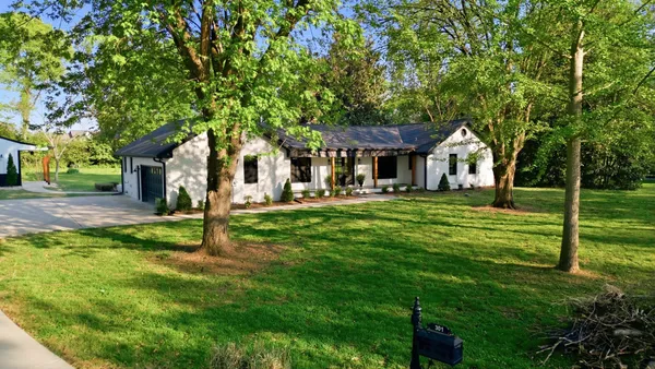 $974,000 | 301 Rosebrook Drive, Gallatin, TN 37066