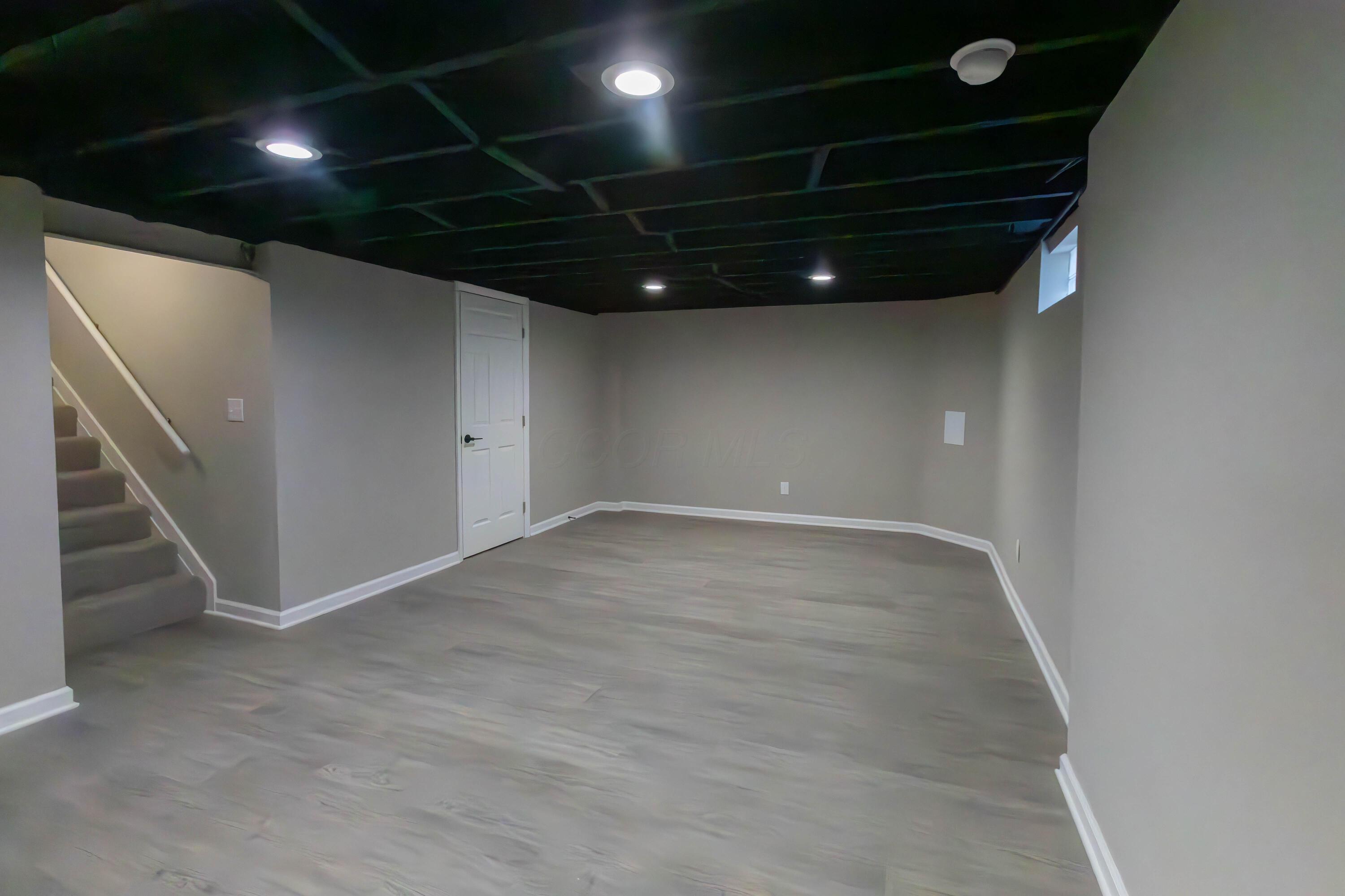 2025 Tupsfield Road Columbus, OH 43229 - Photo 26 of 29 R1 (26)