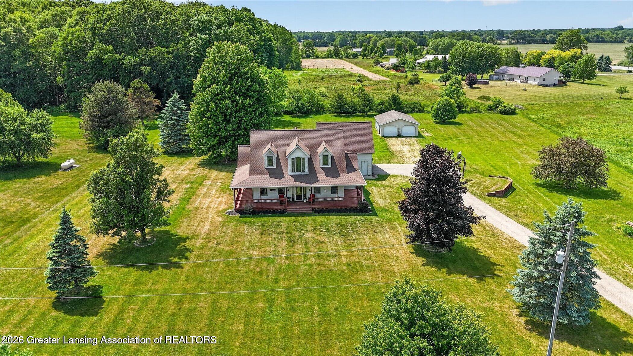 17120 Stuart Road Chesaning, MI 48616 - Photo 2 of 31 20260623141403679010000000-o